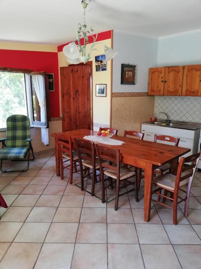 Ferienwohnung Pietramiliare Trecase Exterior foto